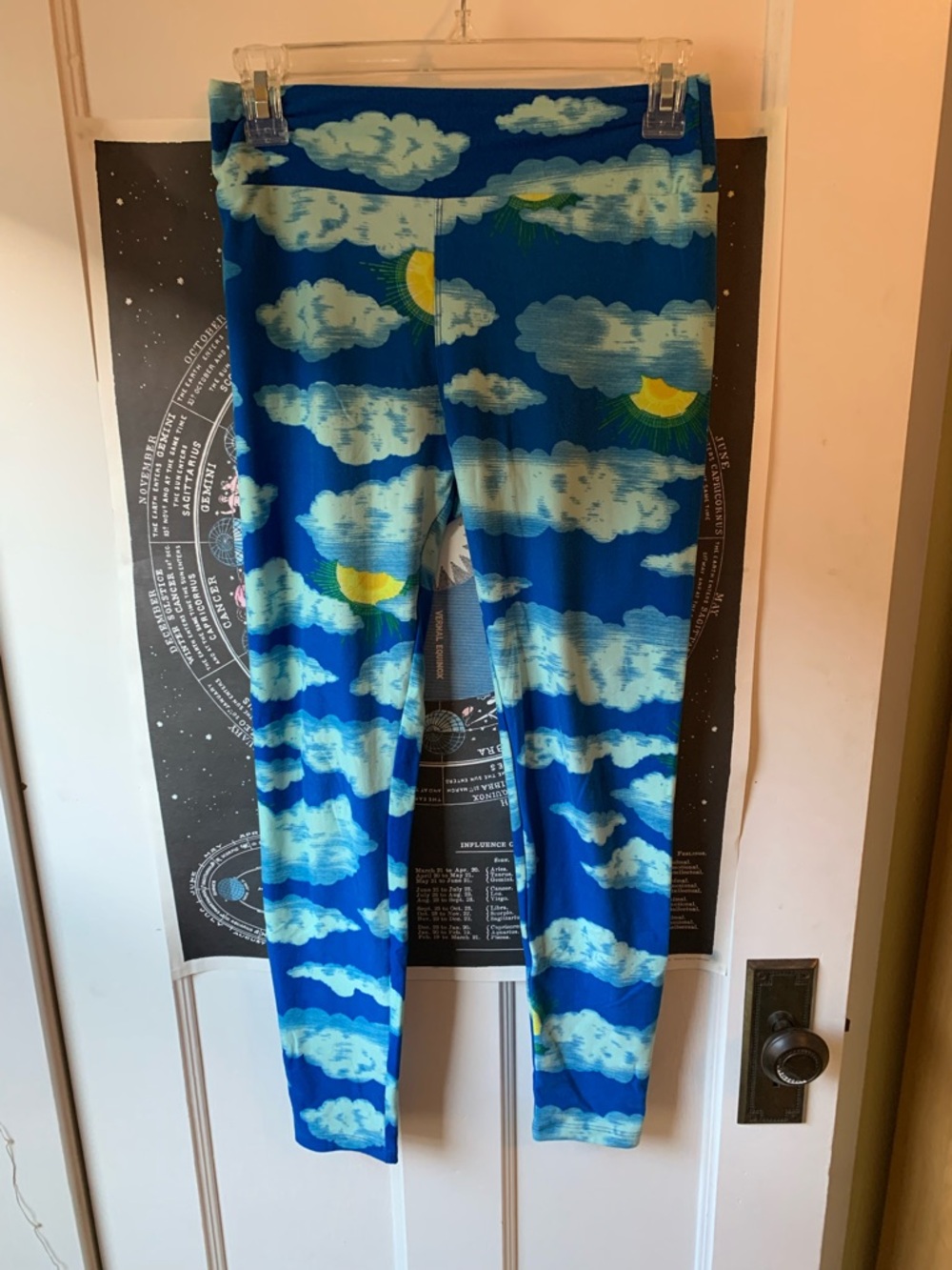 LuLaRoe Blue Cloud & Sun Print Leggings,OS